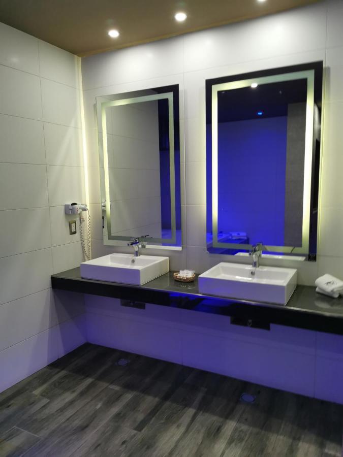 Hotel Plaza Arteaga Monterrey Exteriör bild