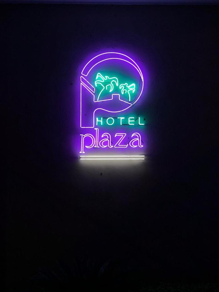 Hotel Plaza Arteaga Monterrey Exteriör bild